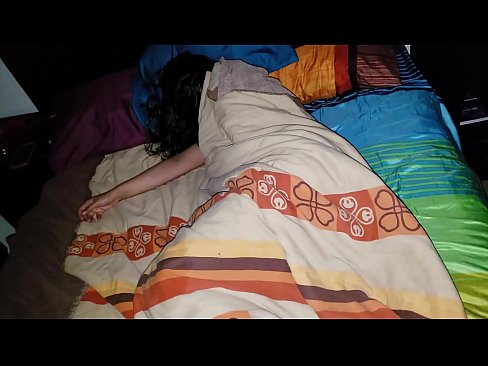 ❤️ Hoʻopiʻi ʻo Stepson i kona makuahine ʻōpio ʻoiai ʻo ia e hiamoe ana. Anal video iā mākou haw.extratorrents.top ️❤
